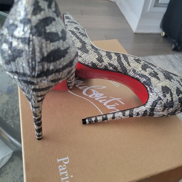 Iriza Loubs - Picture 4 of 4